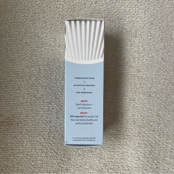 First Aid Beauty Ultra Repair Face Moisturizer with SPF 30 Sunscreen - Picture 14 of 14